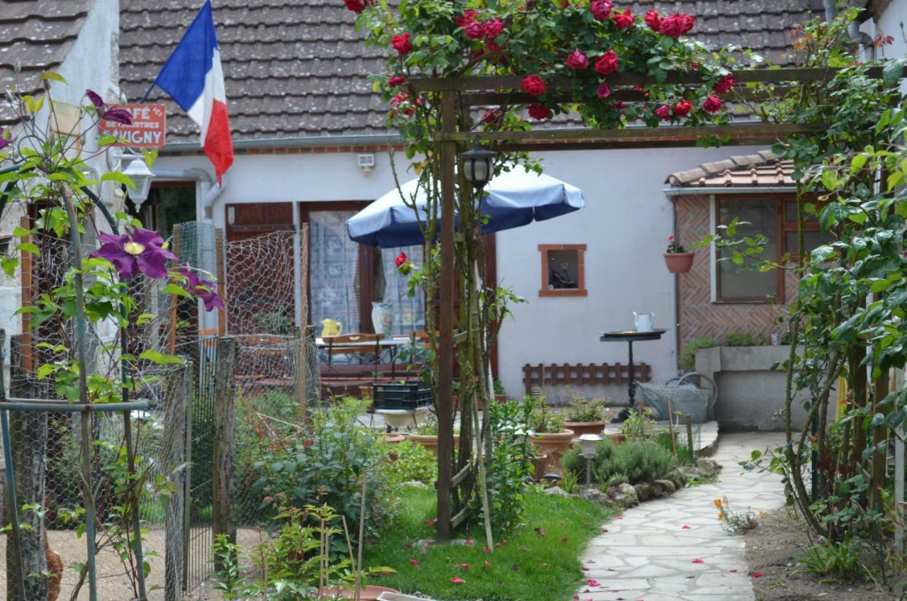 Maison D'Autrefois Mareau-aux-Pres Bagian luar foto