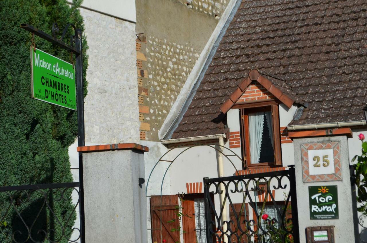 Maison D'Autrefois Mareau-aux-Pres Bagian luar foto