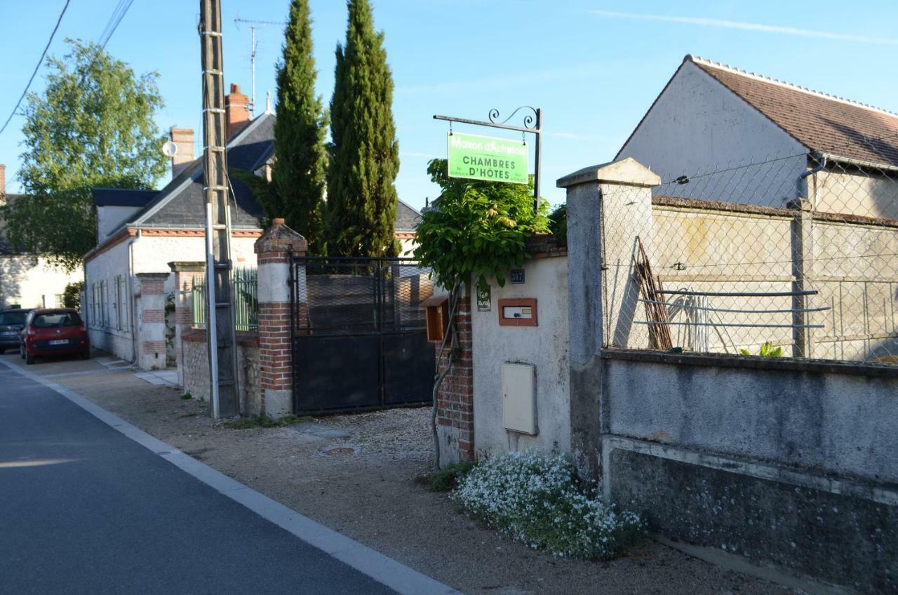 Maison D'Autrefois Mareau-aux-Pres Bagian luar foto