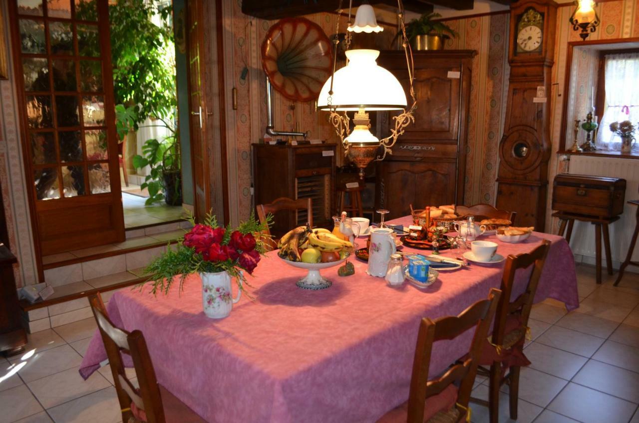 Maison D'Autrefois Mareau-aux-Pres Bagian luar foto